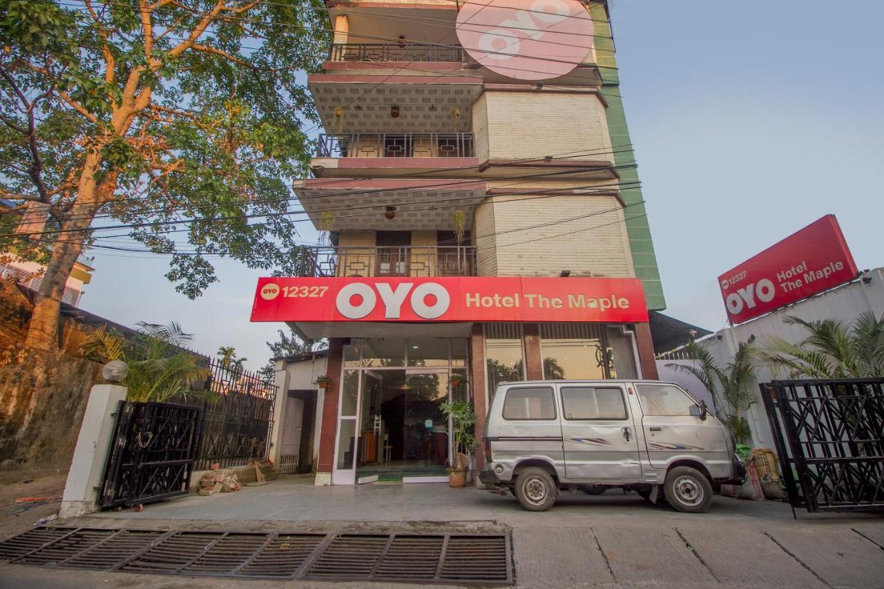 Oyo The Mapple Hotel Силигури Екстериор снимка